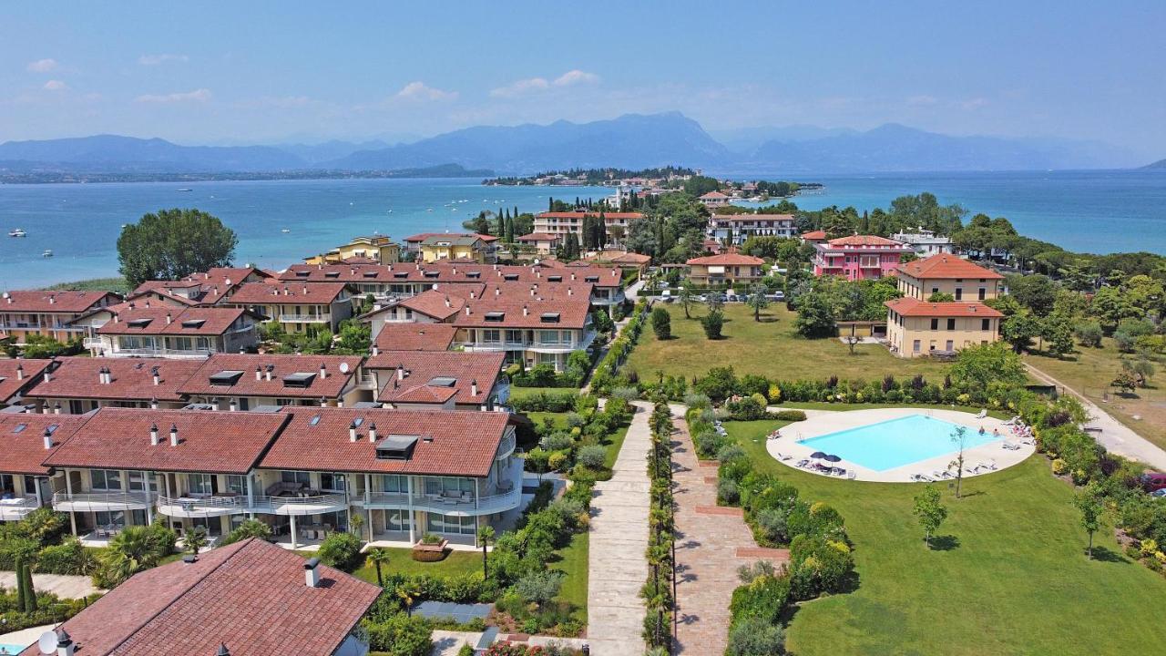Giulia Luxury Apartment Sirmione Exterior foto