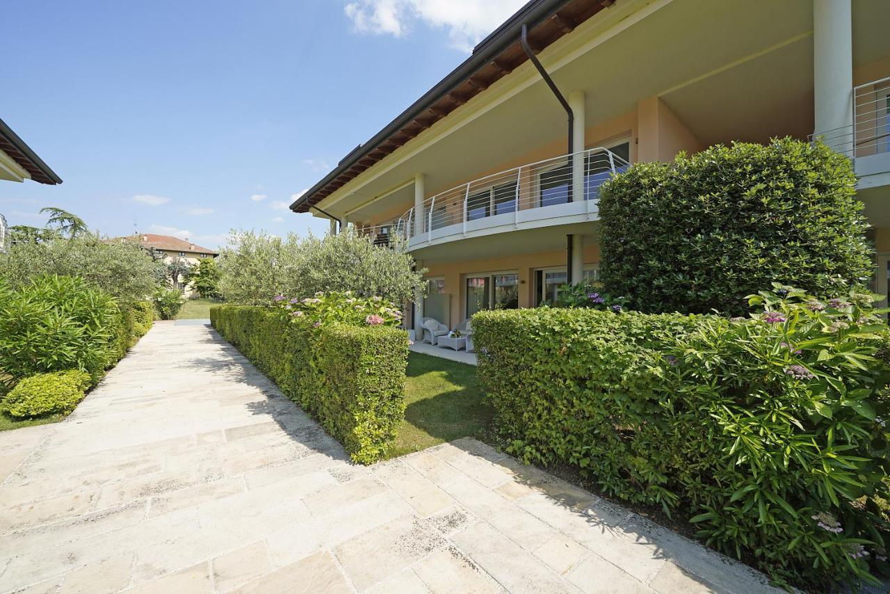 Giulia Luxury Apartment Sirmione Exterior foto