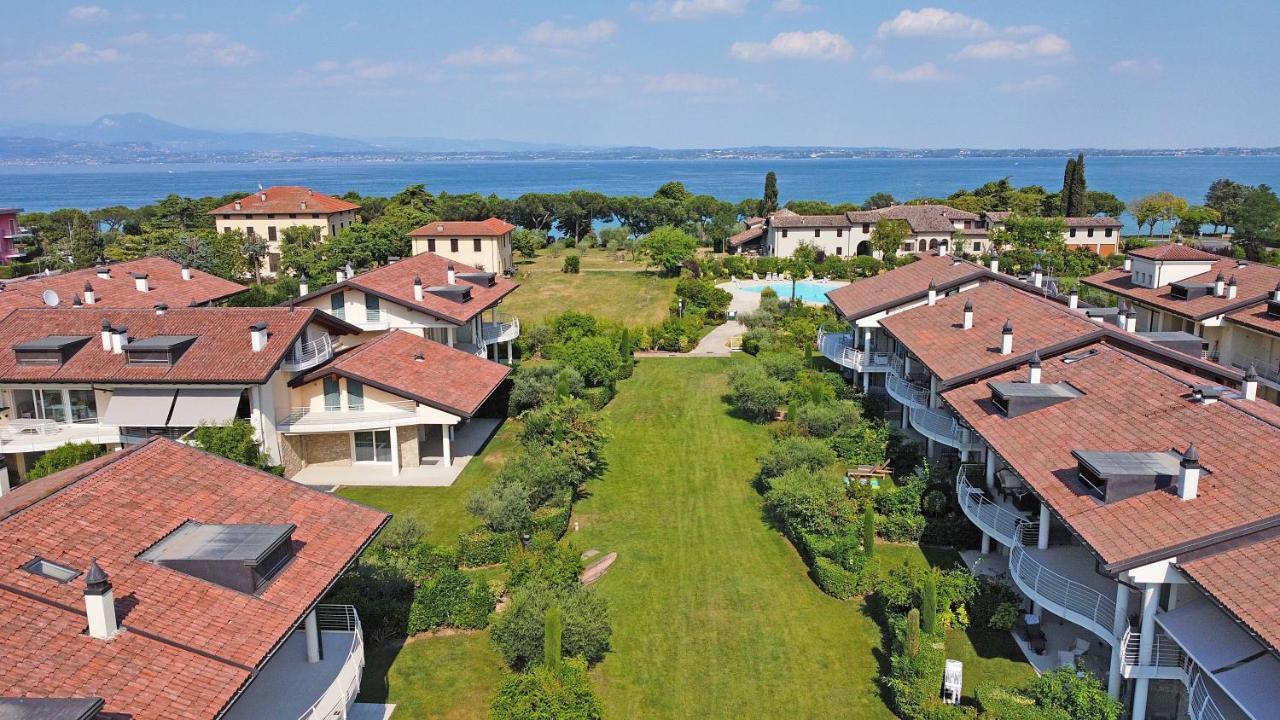 Giulia Luxury Apartment Sirmione Exterior foto