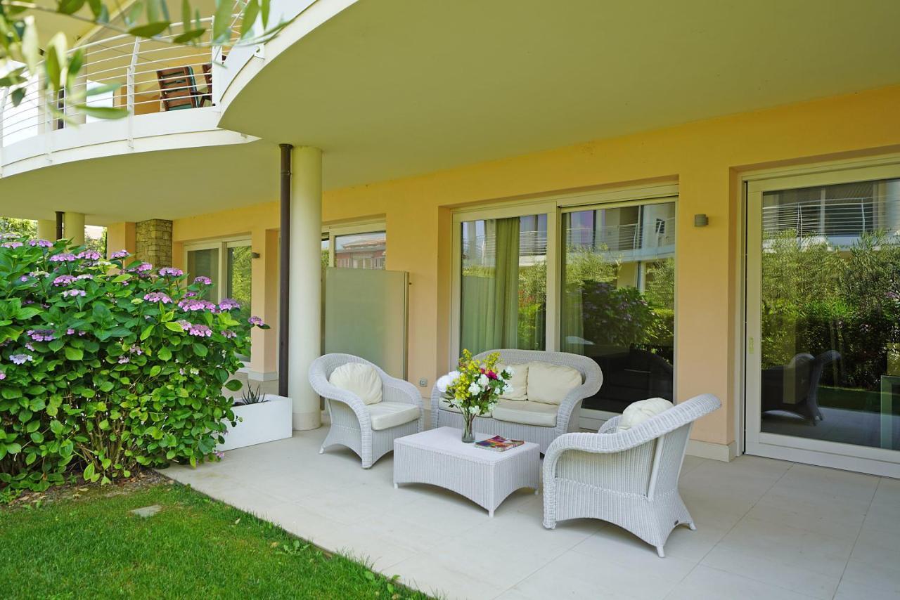Giulia Luxury Apartment Sirmione Exterior foto