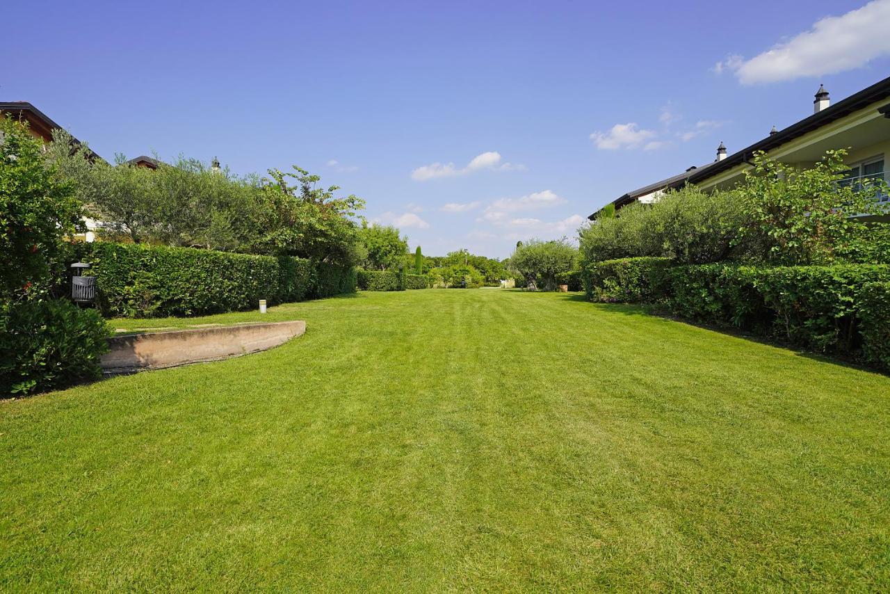 Giulia Luxury Apartment Sirmione Exterior foto